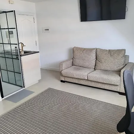 Apartmán Loft 30m2 1 Persona Calle Barcelona *